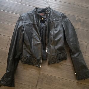 Danier Women's Classic Black Leather Jacket